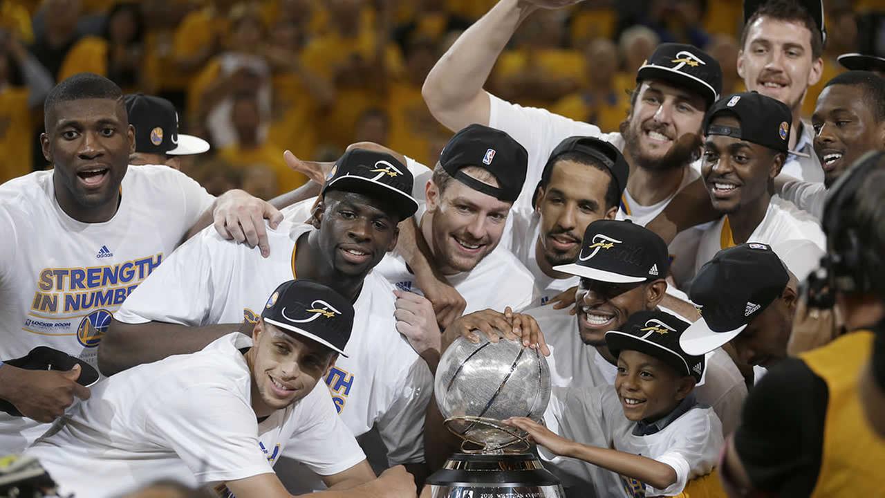 Parade will be held in Oakland if Golden State Warriors beat.