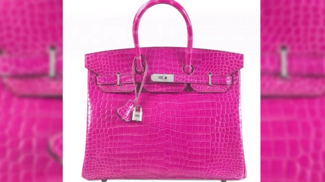 Hermes Birkin Bag sells for record $222,000 at Christie\u0026#39;s auction ...