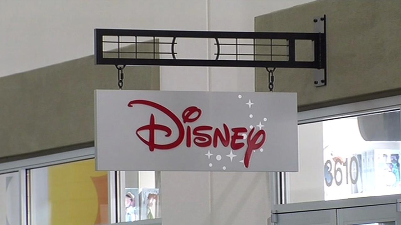 At least 30 new stores to open at San Francisco Premium Outlets in