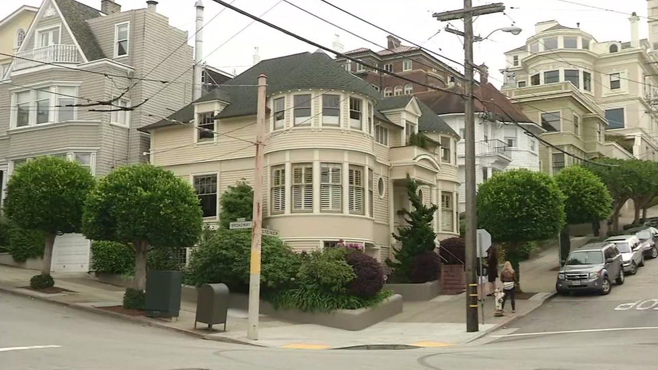 'Mrs.Doubtfire' home in San Francisco sells for $4.15 million