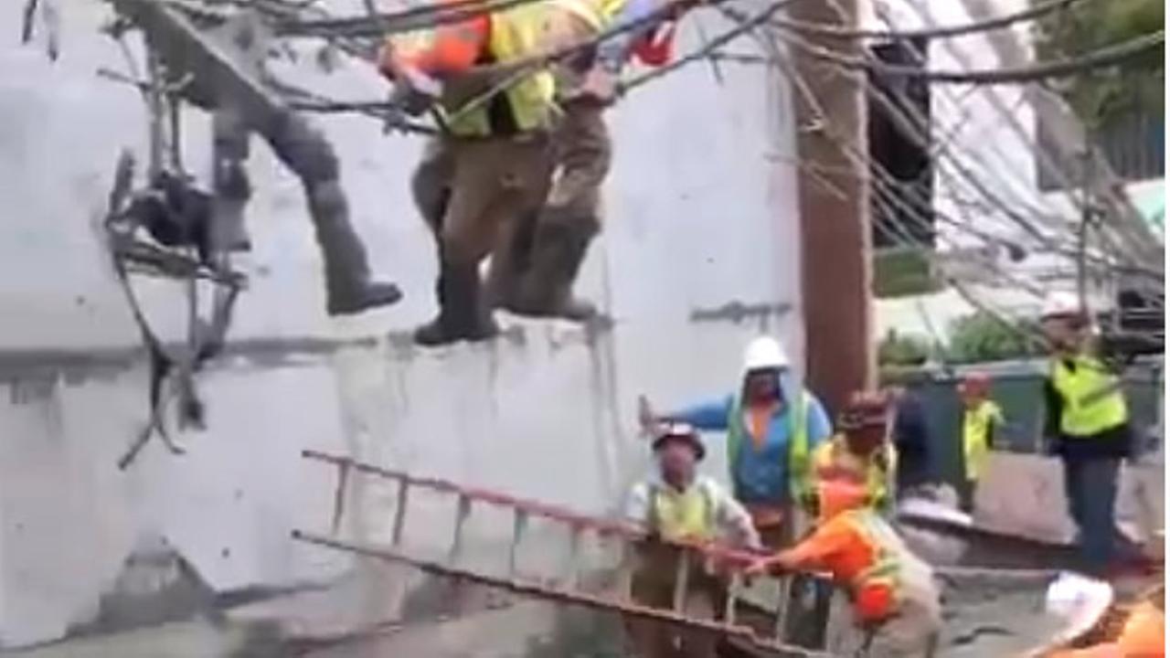 Construction workers help rescue colleagues after Oakland building