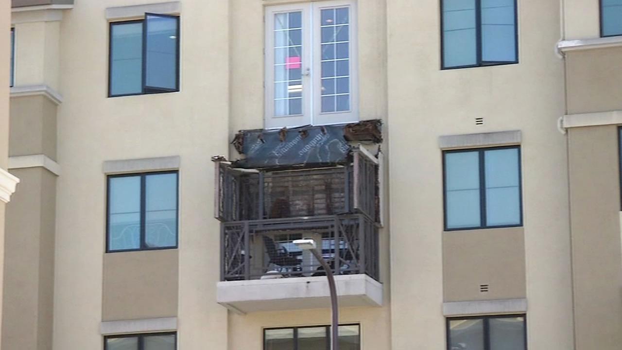 Apartment Building Berkeley six dead, seven critically injured in apartment balcony collapse Apartment Building Berkeley six dead, seven critically injured in apartment balcony collapse