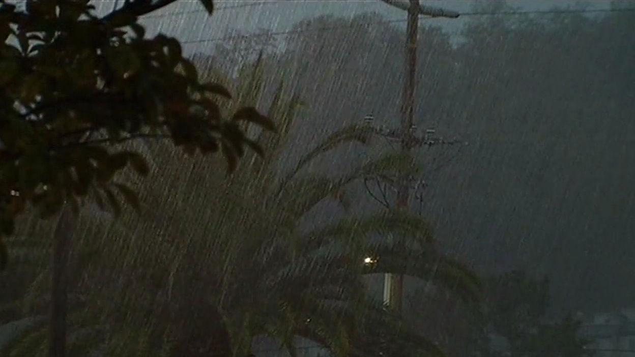 PHOTOS Storm brings rain, lightning, hail to Bay Area