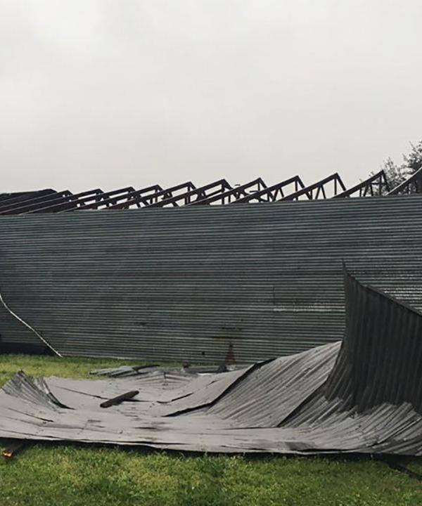 Van Vleck mom saves kids as tornado lifts mobile home with them