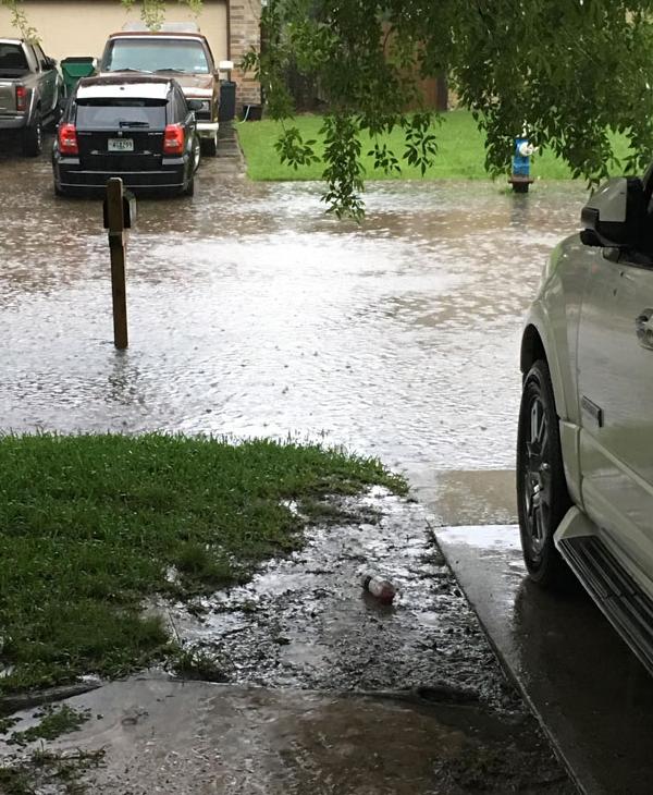 <div class='meta'><div class='origin-logo' data-origin='none'></div><span class='caption-text' data-credit=''></span></div>