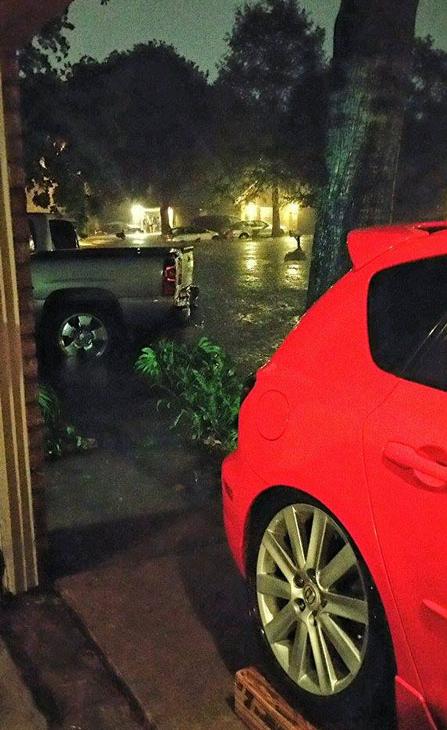 <div class='meta'><div class='origin-logo' data-origin='none'></div><span class='caption-text' data-credit=''></span></div>