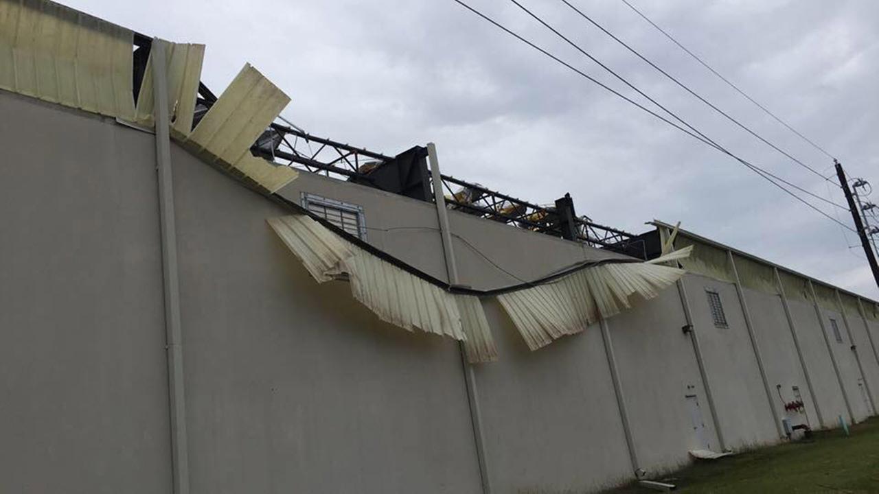 WEATHER ALERT Damage in Pearland; voluntary evacuations in Bolivar