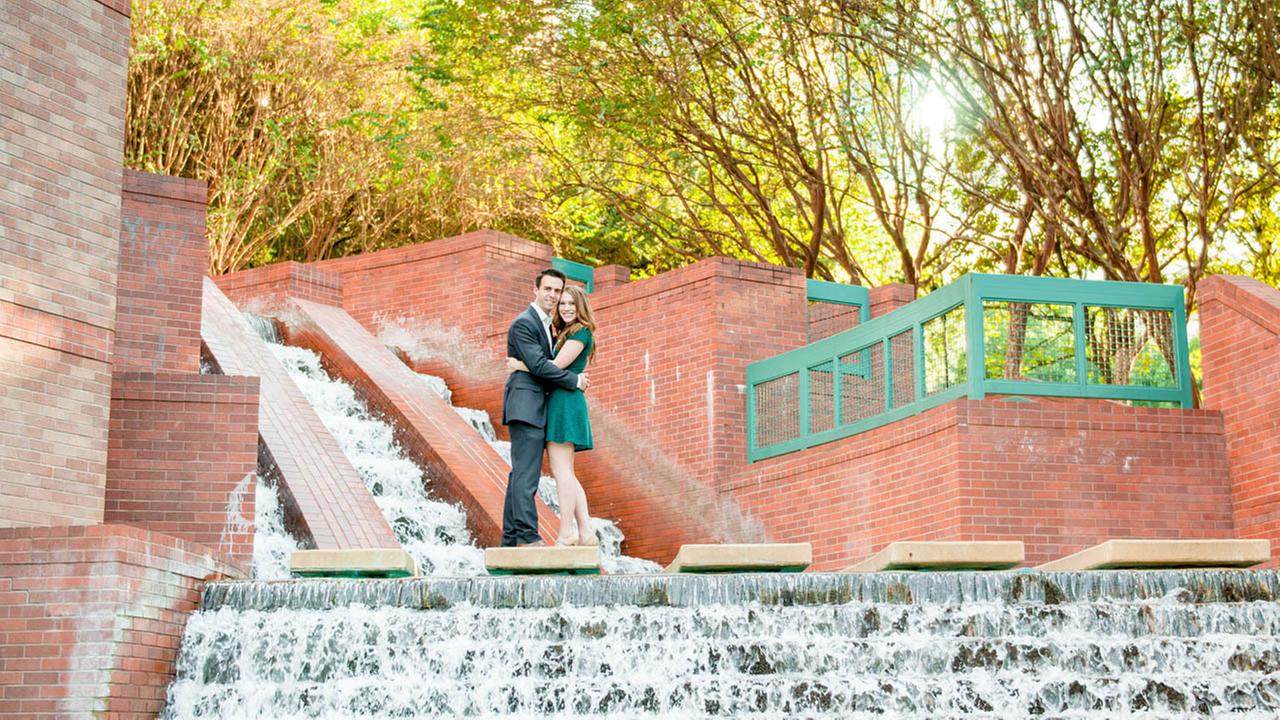 Great places to take engagement photos in Houston | abc13.com