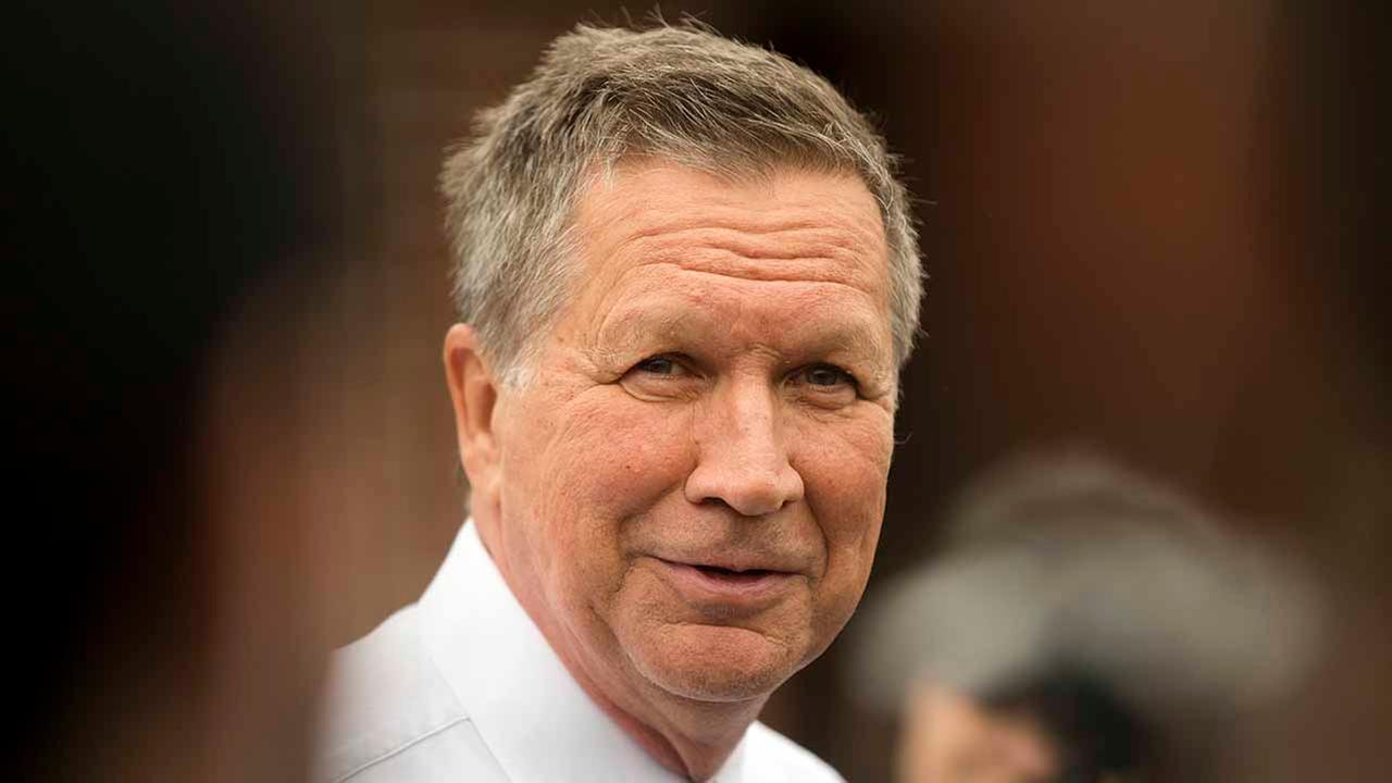 Kasich dropping out, sources say; Trump on clear GOP path