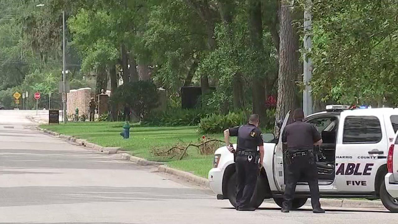 BREAKING NEWS Active shooter firing weapon near Memorial and Wilcrest