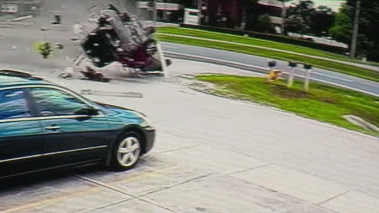 10 Car Pileup Amazing Rescue Caught On Dash Cam Video