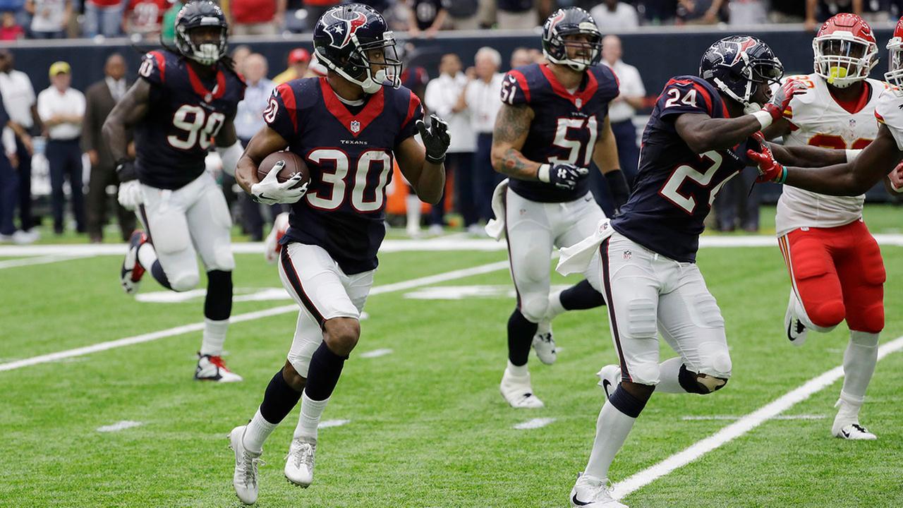 Houston Texans cornerback Kevin Johnson out indefinitely with broken foot