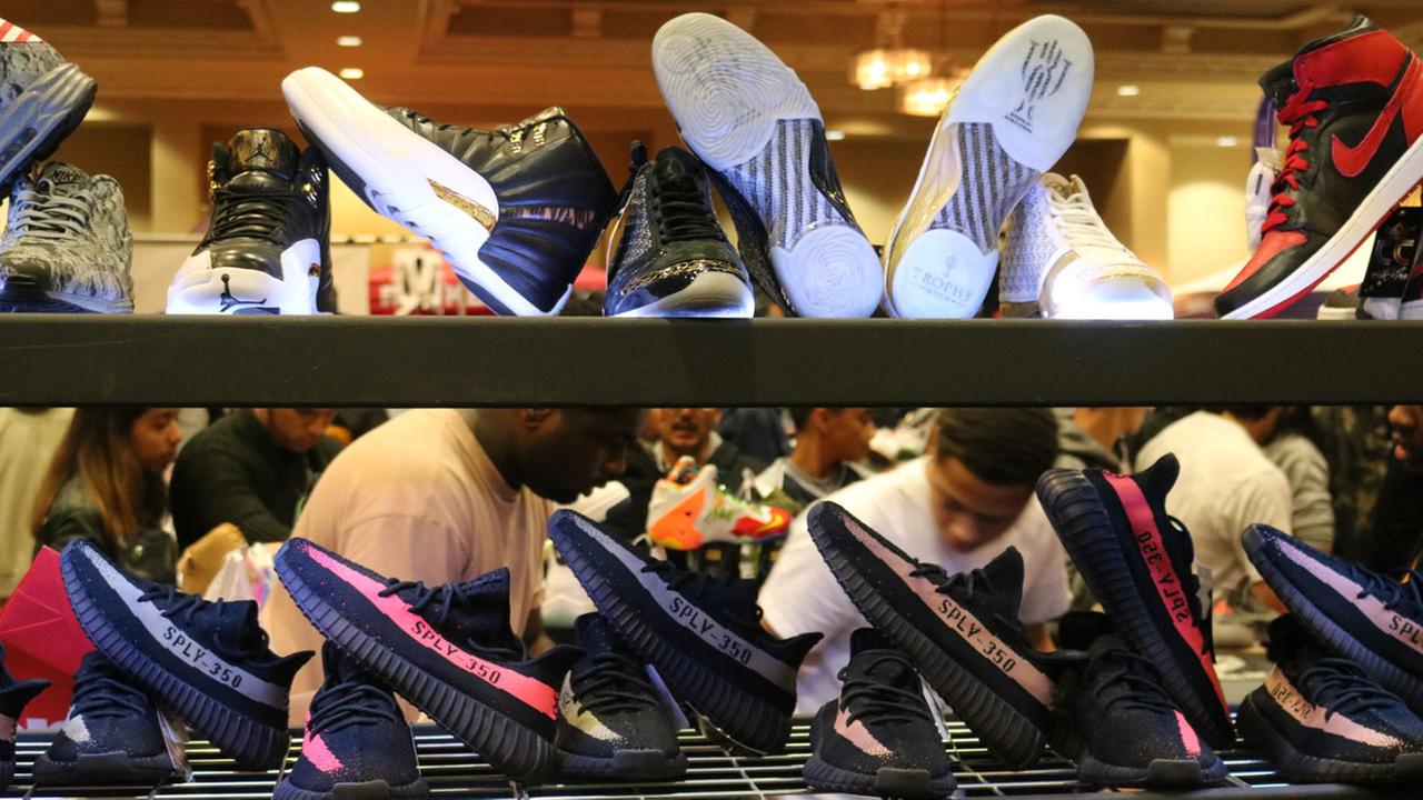 Sneaker Summit 2016 kicks its way into Houston
