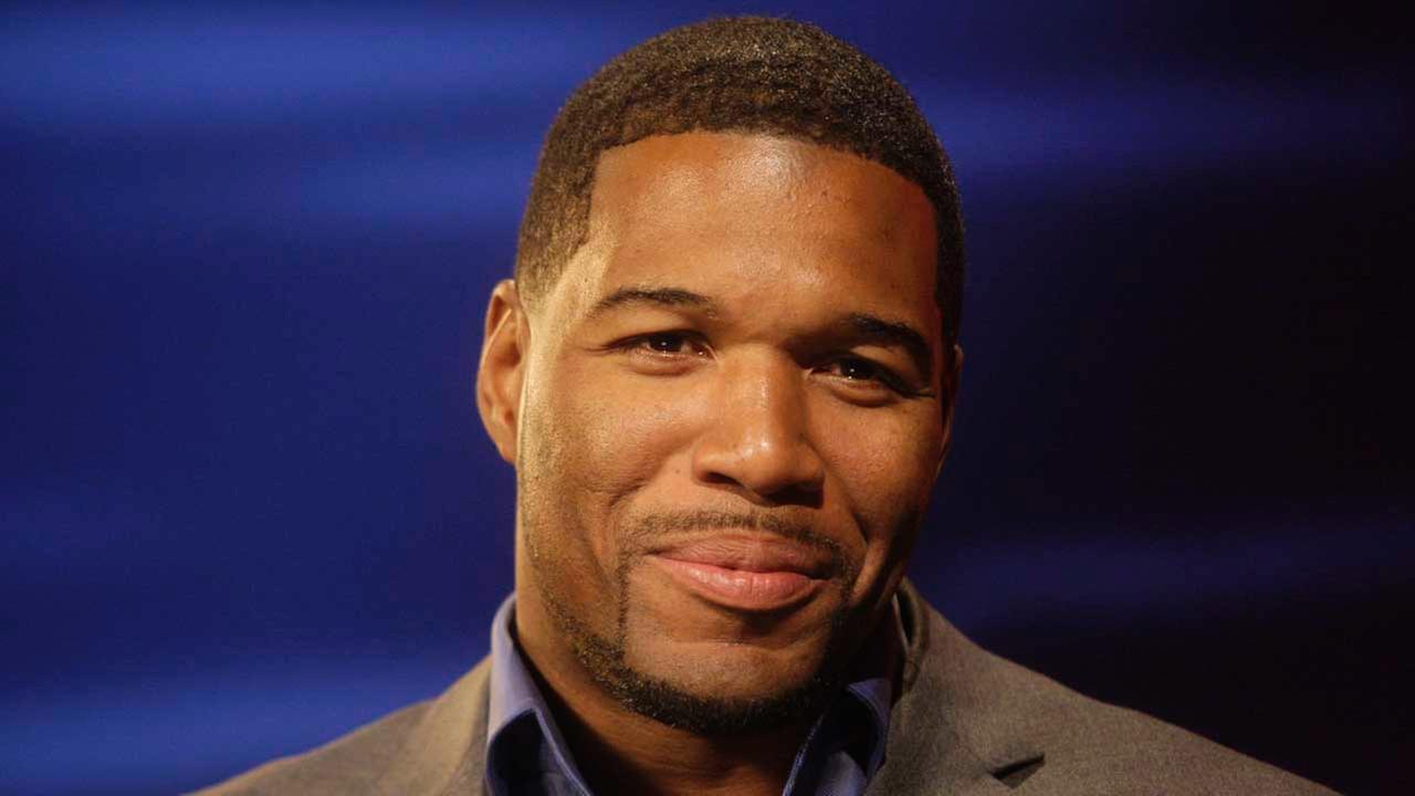 Michael Strahan Expects Emotions To Flow At Hof Induction 