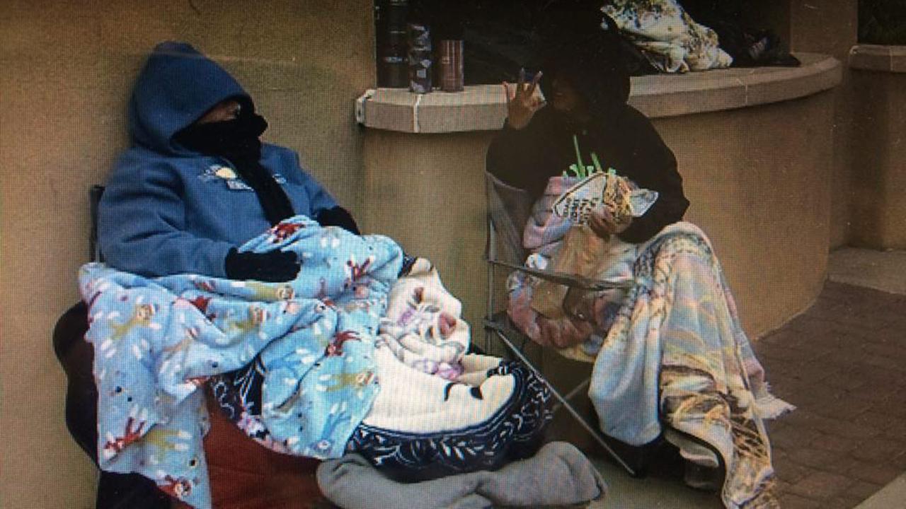 Black Friday frenzy: Friends camp out 3 weeks early Black Friday frenzy: Friends camp out 3 weeks early