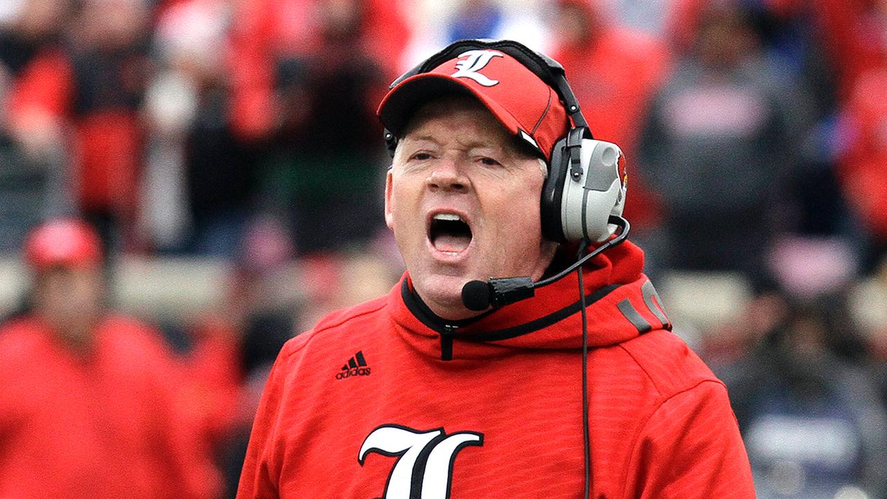 6 College Football Head Coaches Who Have Been Complete Disasters This Season