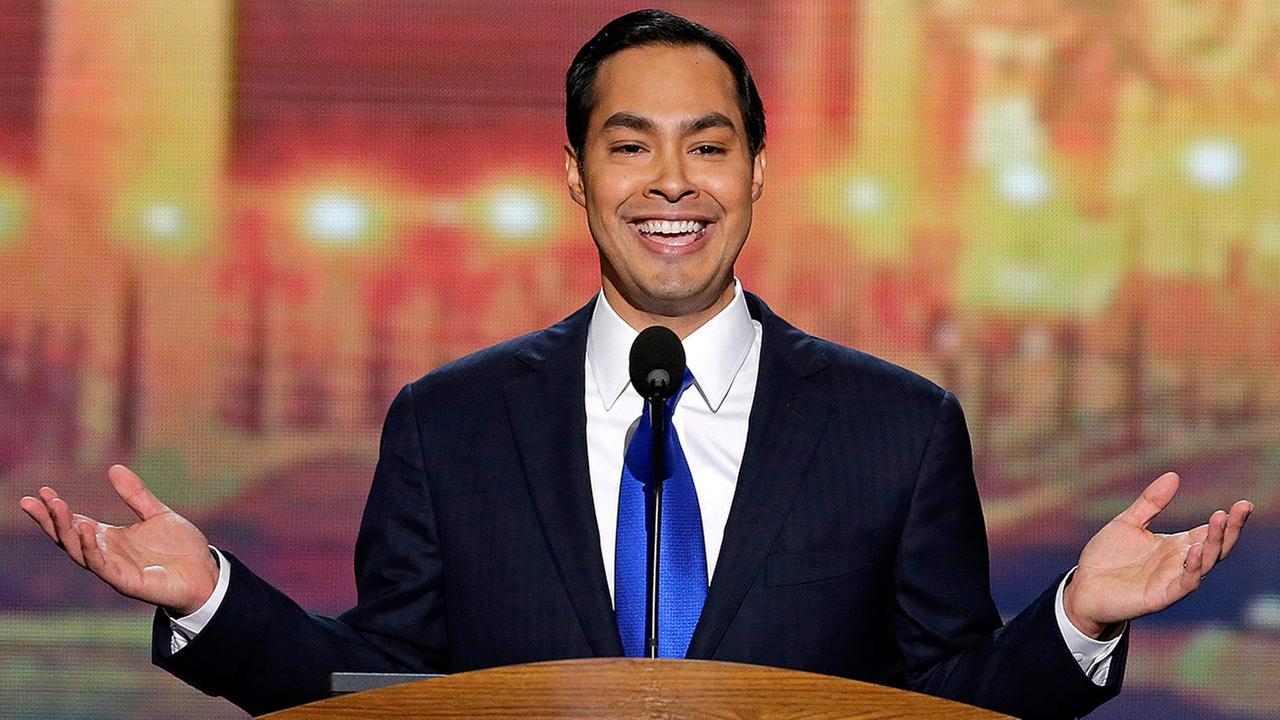 san-antonio-mayor-julian-castro-leaves-uncertain-texas-future-behind
