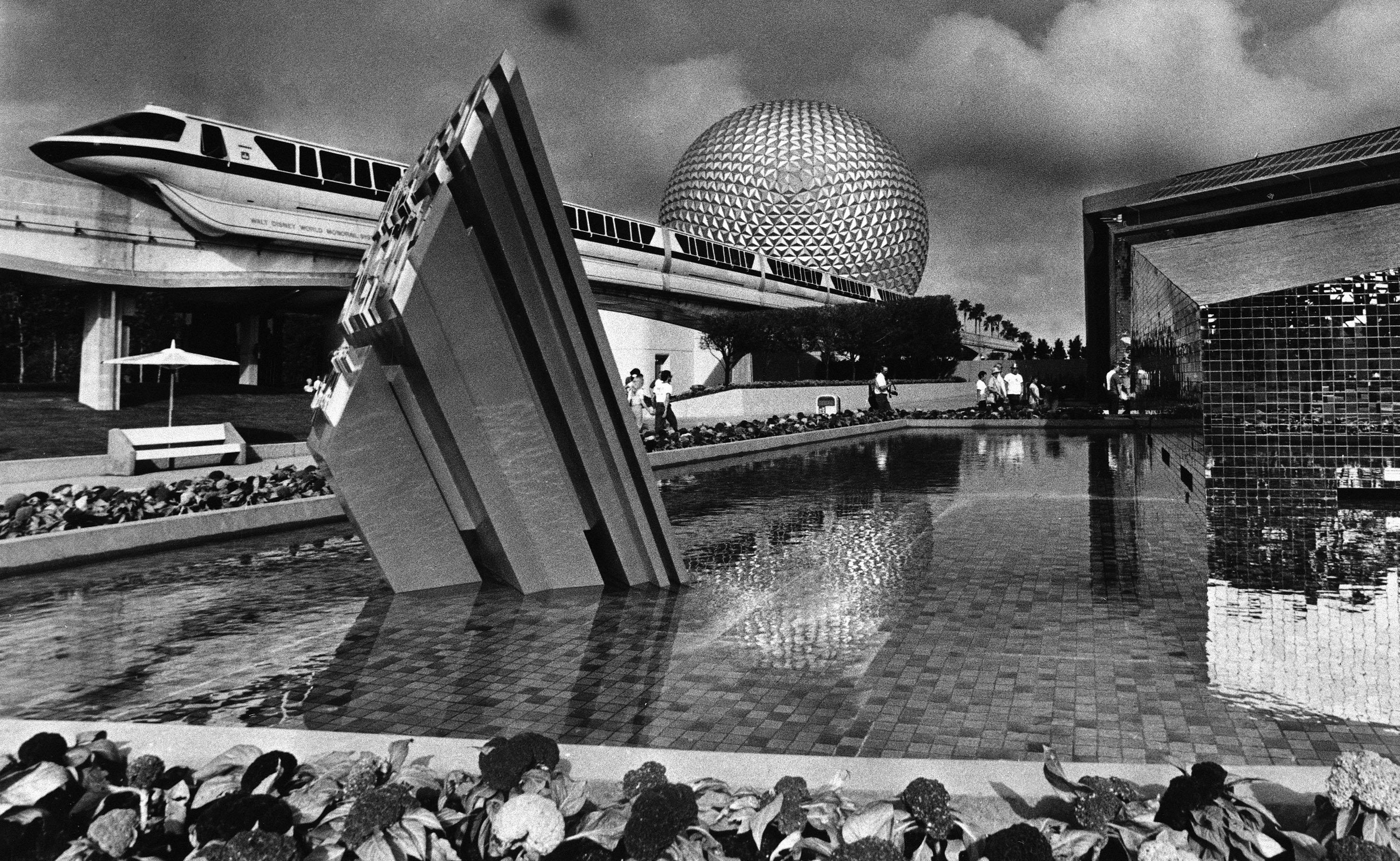 35 incredible facts about Disney's EPCOT theme park