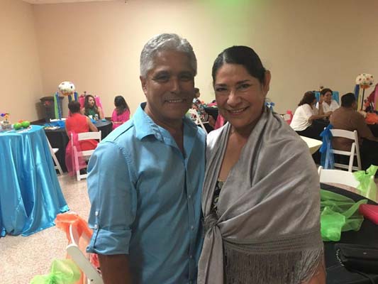 <div class="meta image-caption"><div class="origin-logo origin-image ktrk"><span>KTRK</span></div><span class="caption-text">Al Castillo, Graciela Saenz</span></div>