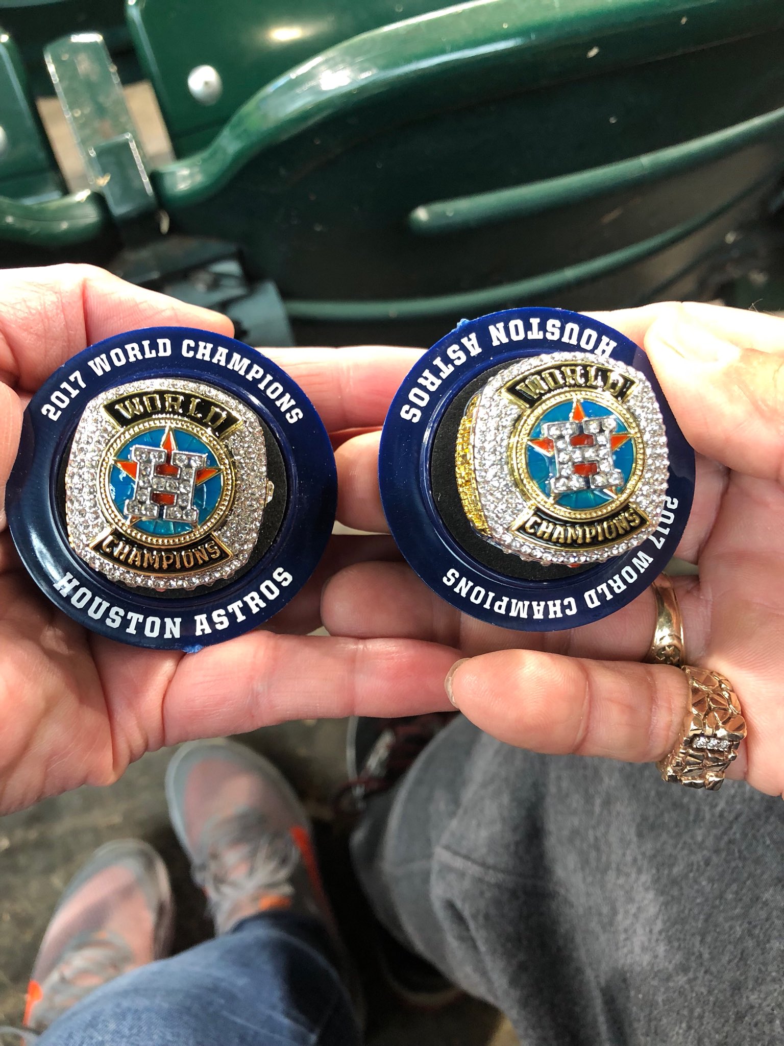 Fan bling! Astros fans selling replica rings up to 10K on eBay