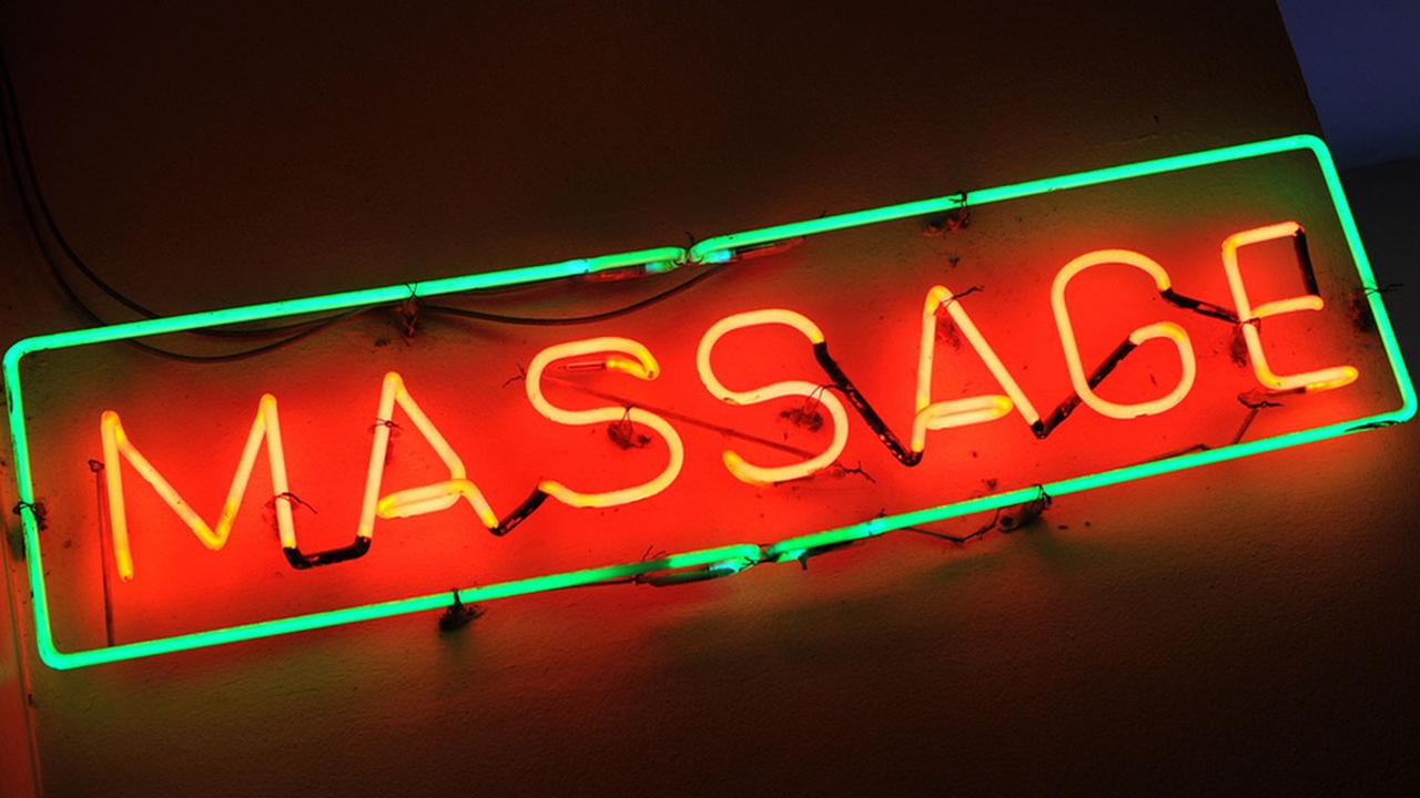 THAI
MASSAGE & PERSONAL CARE CENTER IN DUBAI - Duration: 1:40. sex massage parlours in dubai Tokyo.