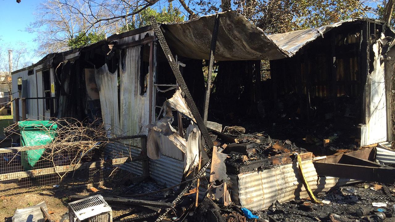 Man, 74, dies in fire in Montgomery County | abc13.