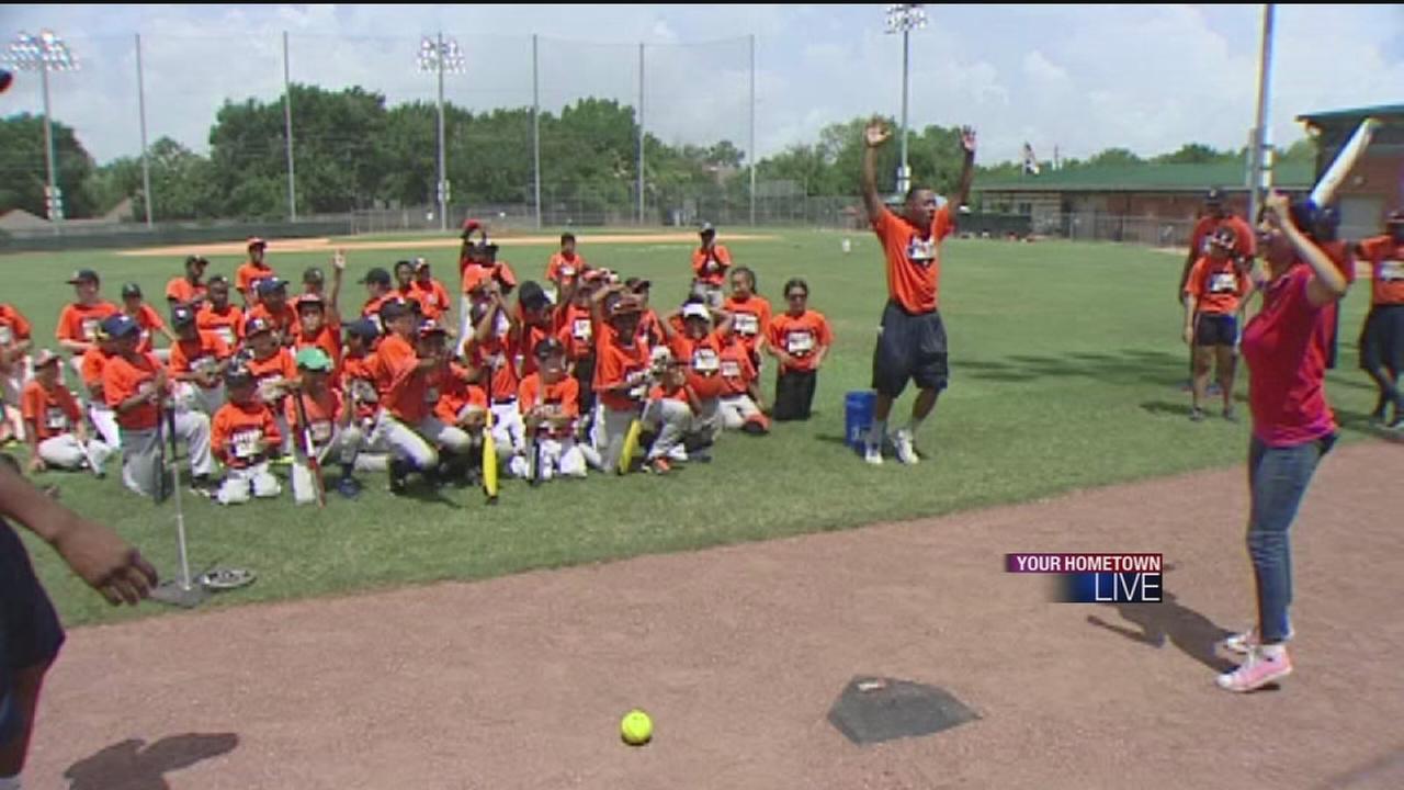 Kids learning baseball skills directly from the Astros Urban Youth