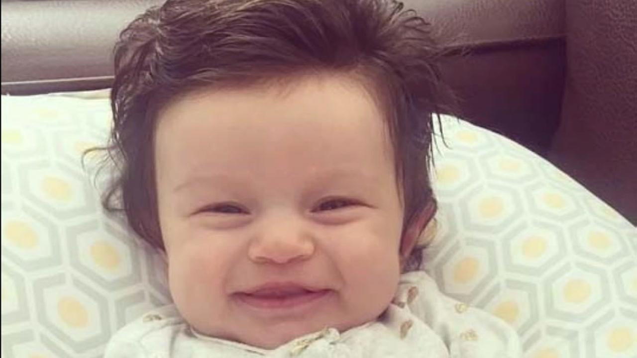 Baby Born With Perfect Hair Goes Viral Abc13com