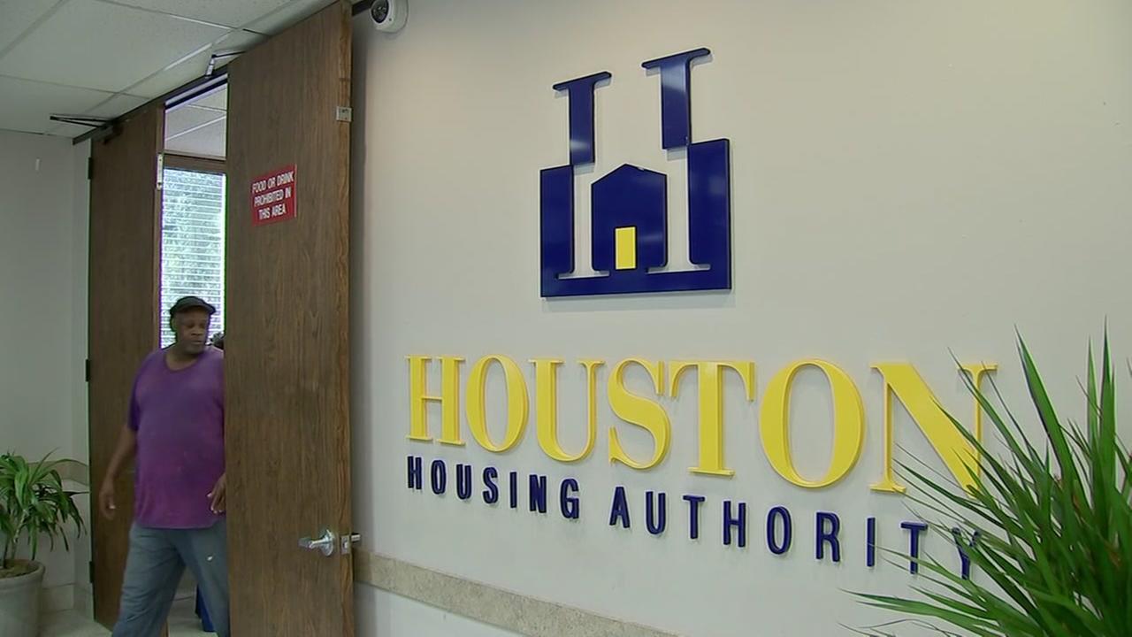 Houston Housing Authority opens voucher waitlist
