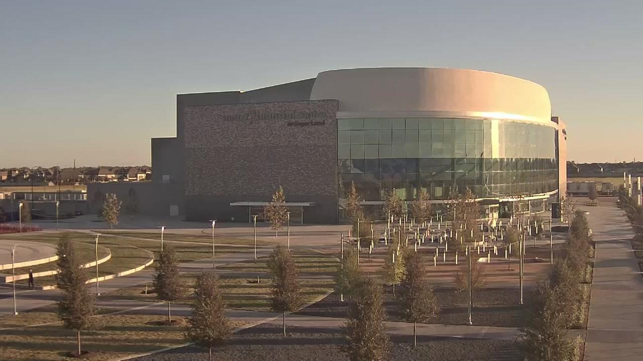 Sugar Land concert venue set to open with Jerry Seinfeld, Dave Matthews and more - KTRK-TV