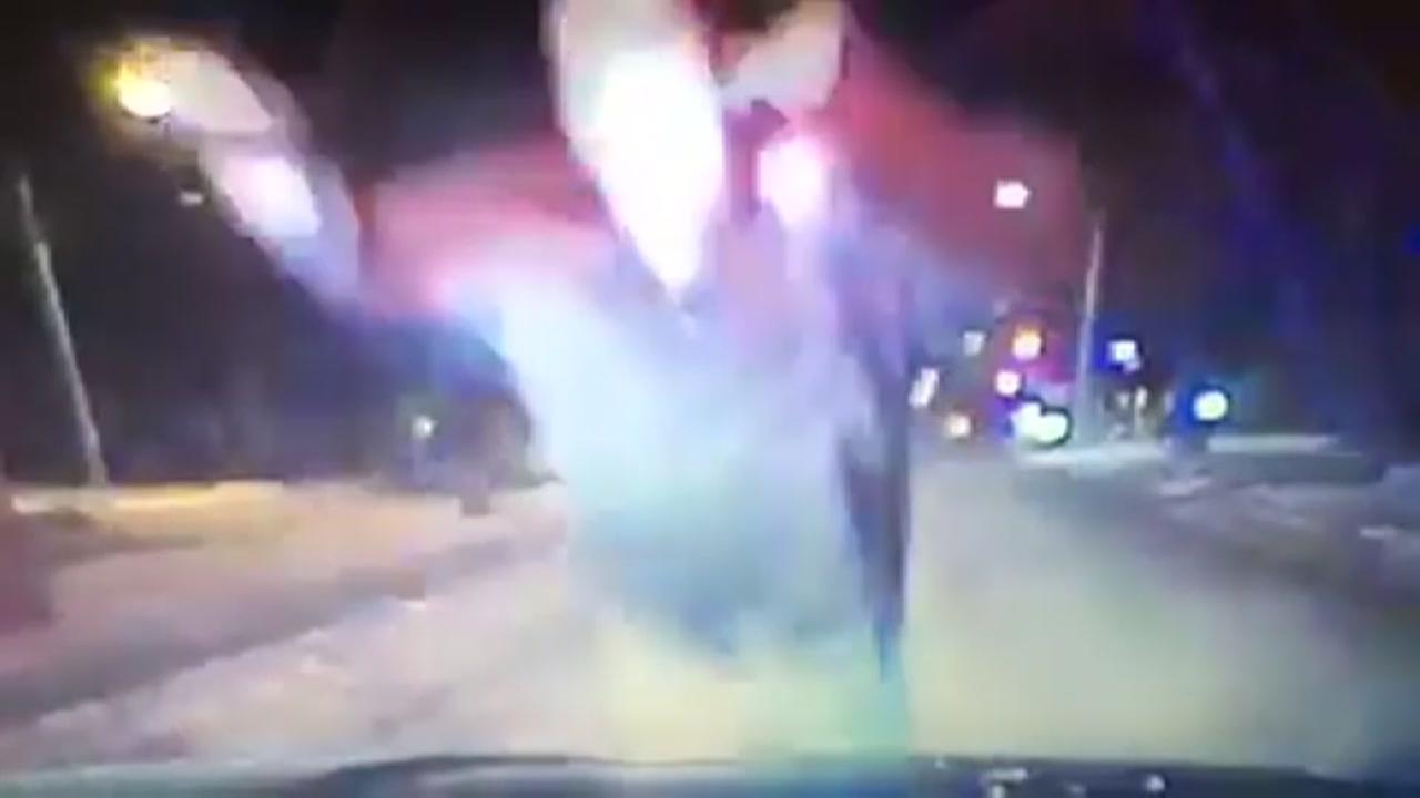 New Year's Eve reveler dives onto police cruiser, shatters windshield - KTRK-TV