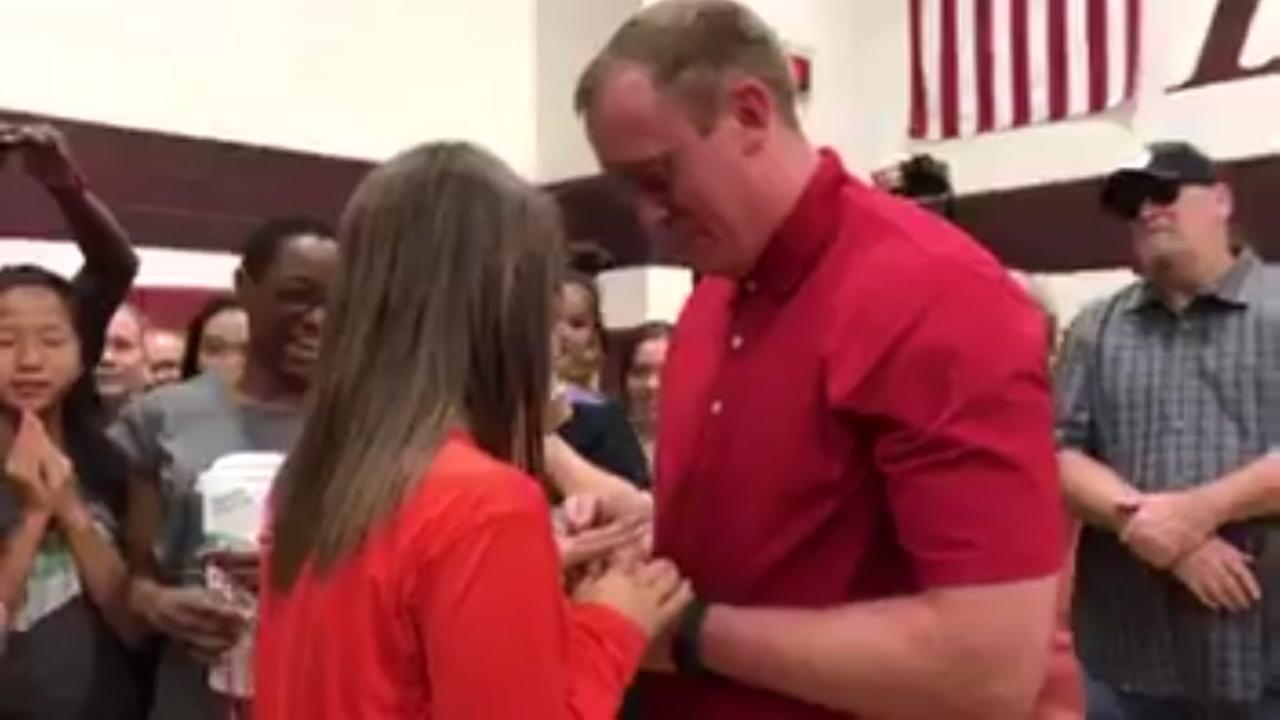Science teacher turns pep rally into marriage proposal - KTRK-TV