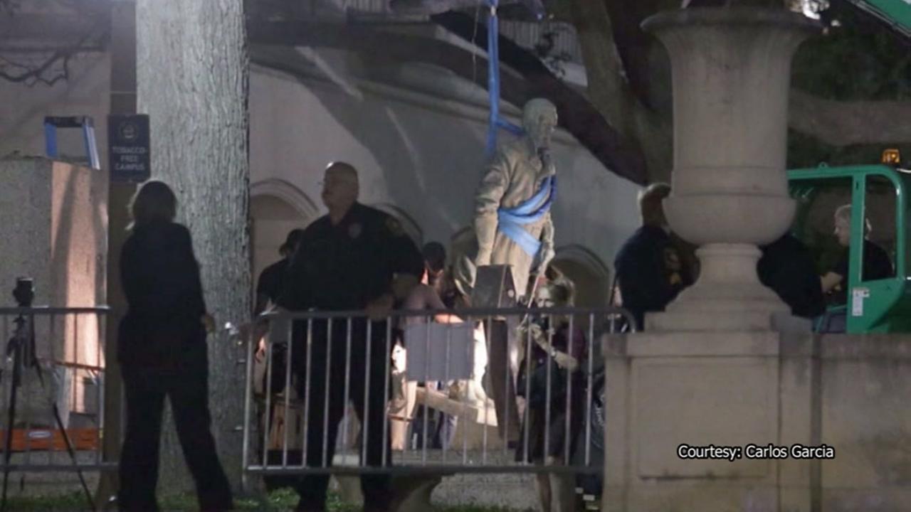 UT-Austin Begins Swift Removal Of Remaining Confederate Statues | Abc13 ...