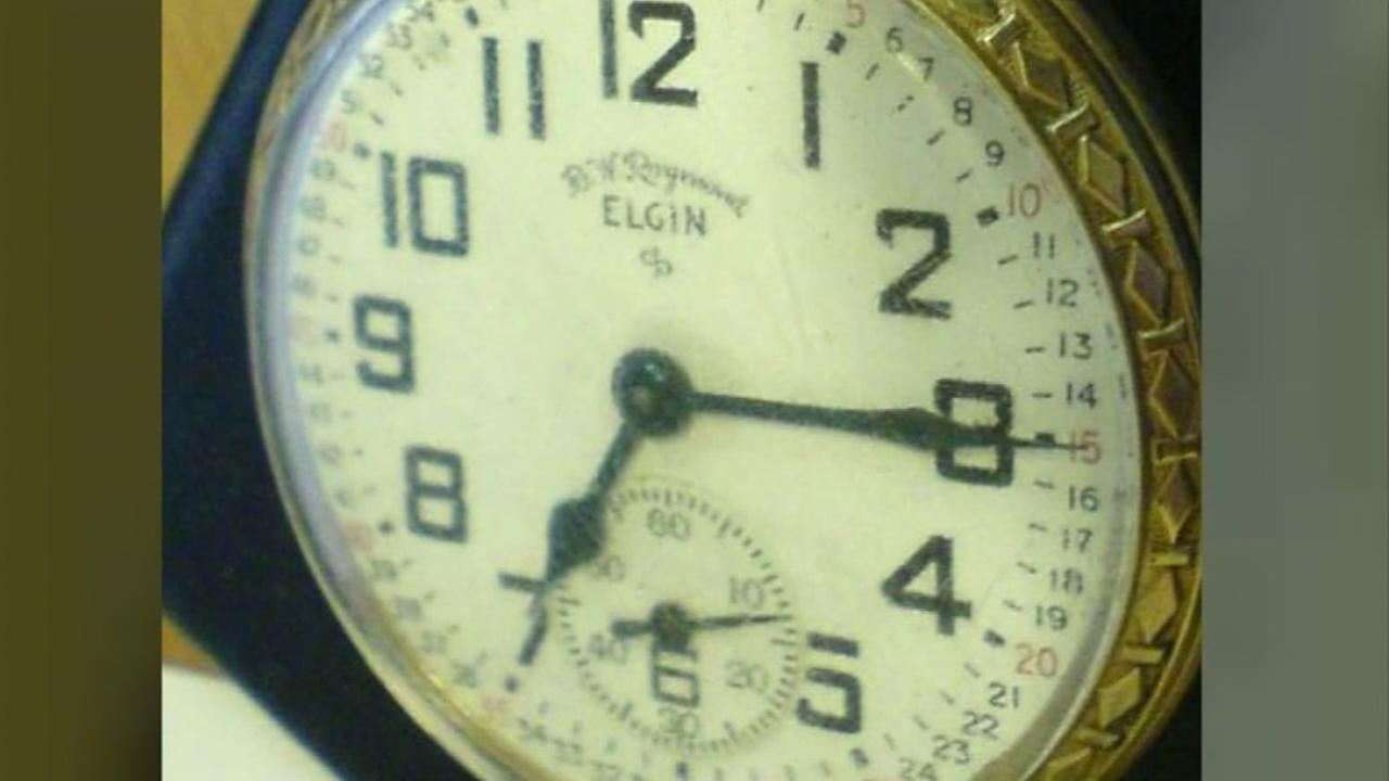 Familys priceless heirloom stolen in Westchase burglary