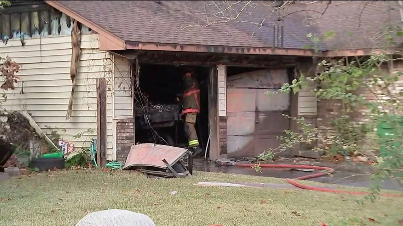Pet killed, 2 injured in house fire in southwest Houston