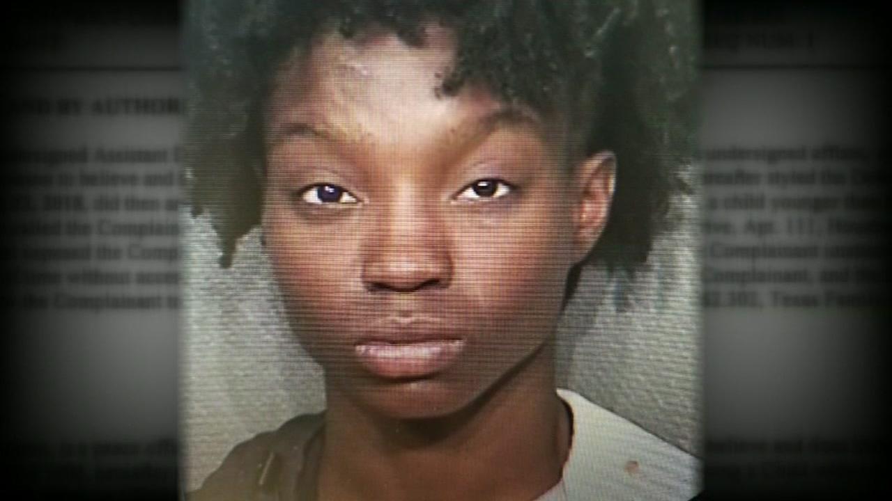 Evicted woman accused of abandoning 2 small children in sweltering Houston apart...