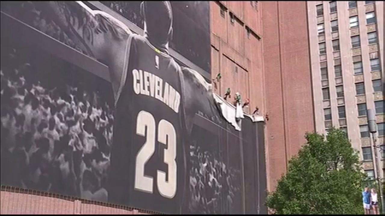 Famous LeBron James mural taken down in Cleveland