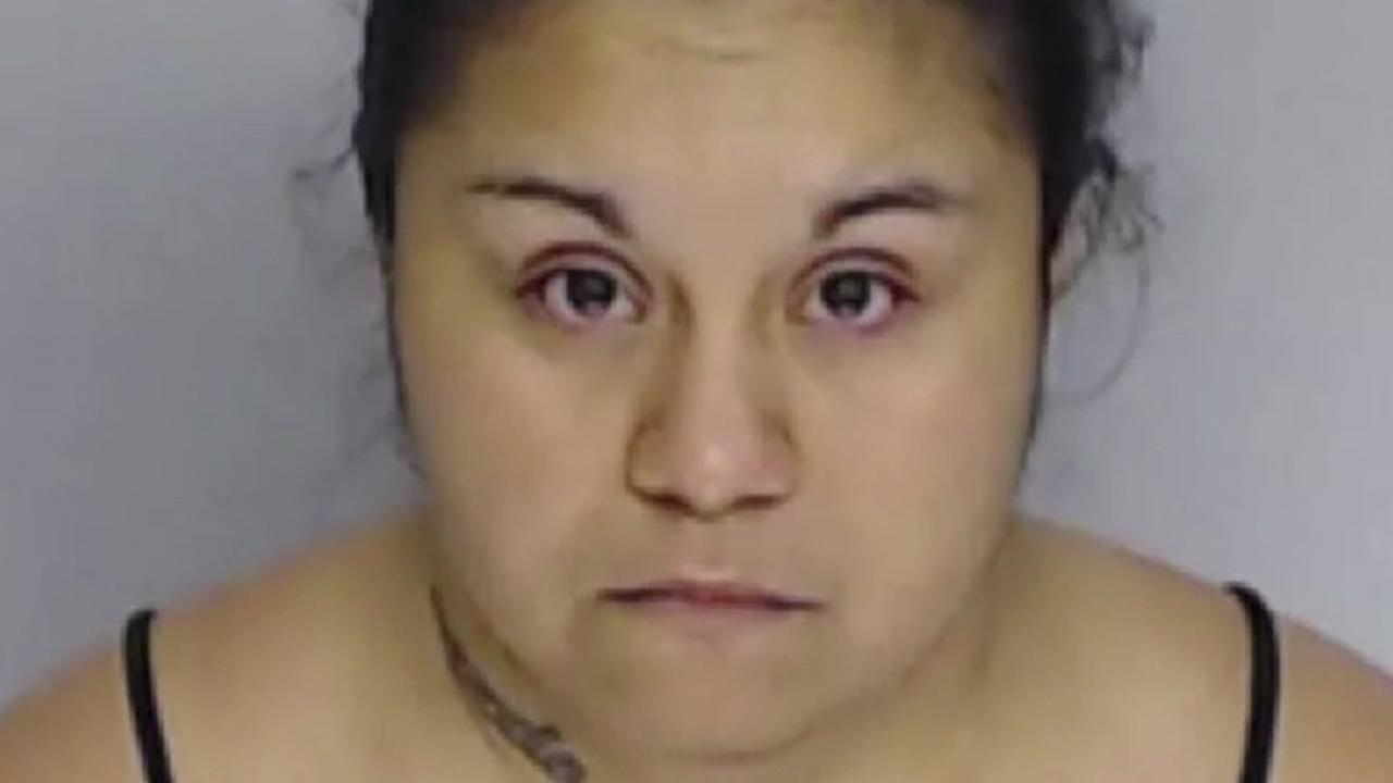 Texas mom accused of selling 7-year-old son and trying to sell 2 daughters
