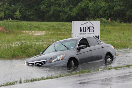 <div class='meta'><div class='origin-logo' data-origin='none'></div><span class='caption-text' data-credit=''>Photos from Monday's flooding across southeast Texax</span></div>