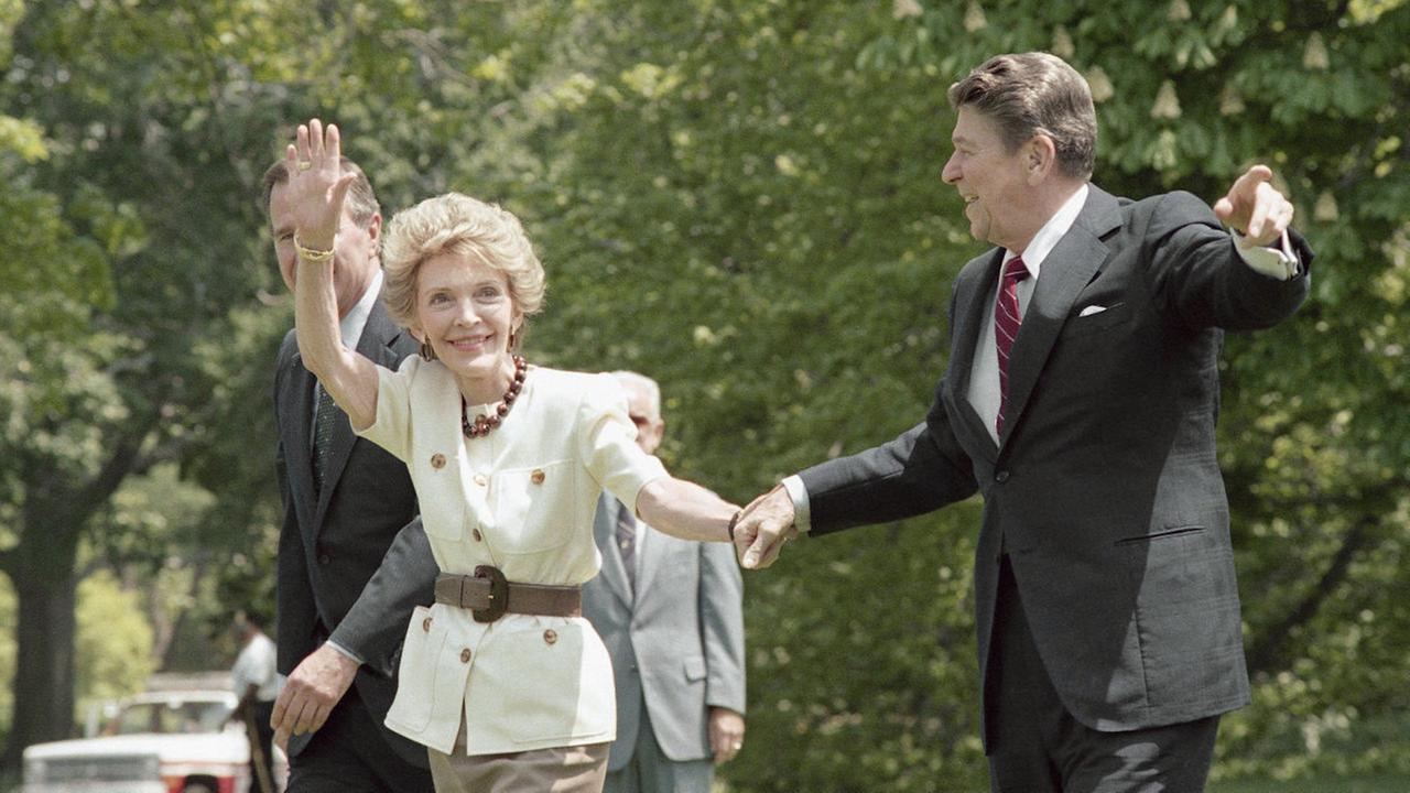 World reacts to passing of Nancy Reagan