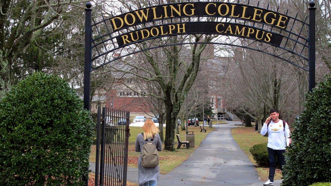 Dowling College 106