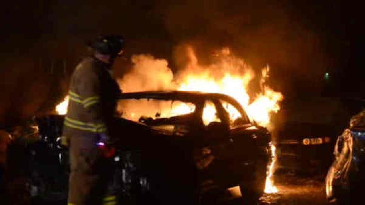 Medford car fires leave 8 vehicles destroyed