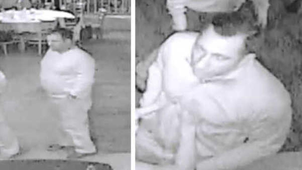Police: Man assaulted for taking too long in Staten Island restaurant bathroom