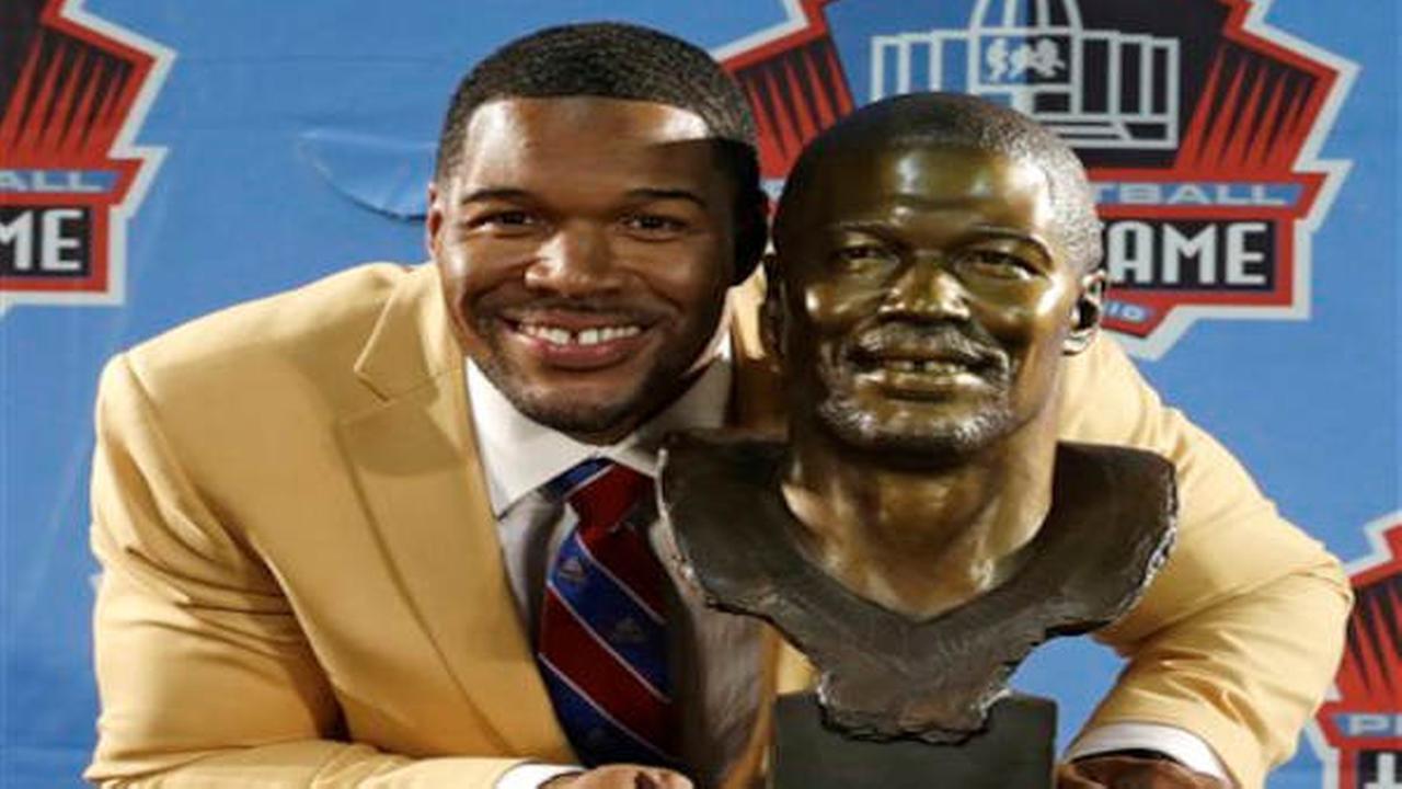 Giants De Michael Strahan Inducted Into Pro Football Hall Of Fame 0927