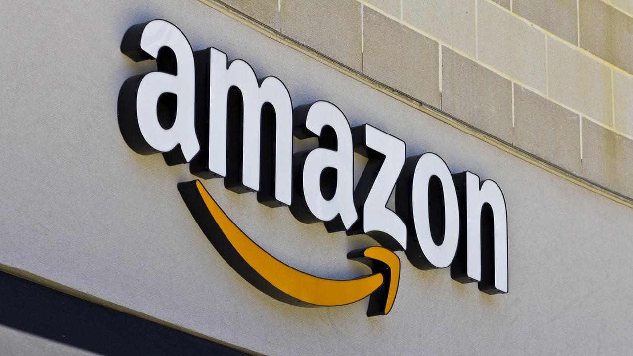 Amazon is building its first fulfillment center in New York City