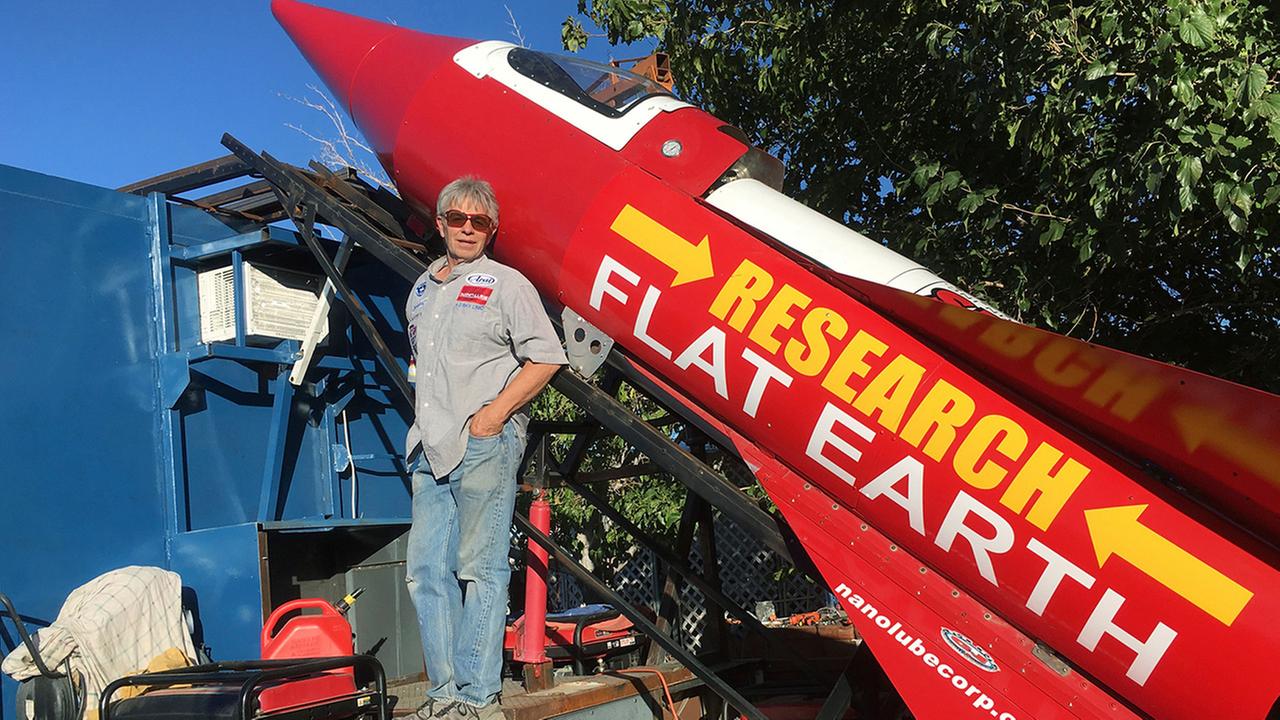 Self-taught rocket scientist plans launch to test flat Earth theory