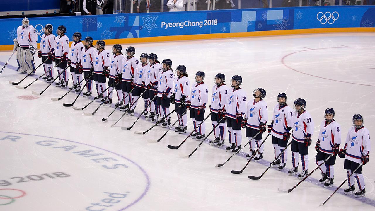 Combined Korean hockey team takes the ice for historic Olympic debut