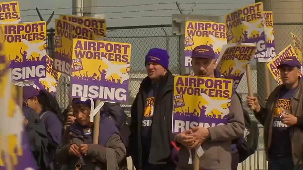 Port Authority Board Approves Minimum Wage Increase for Airport Workers