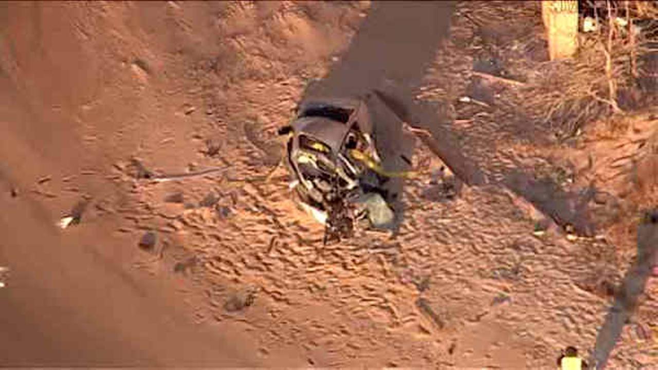 Driver ejected and killed in car crash on Belt Parkway in Brooklyn