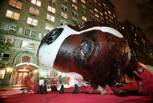 ... Macy's Thanksgiving Day Parade, Wednesday, Nov. 23, 1994. (AP Photo